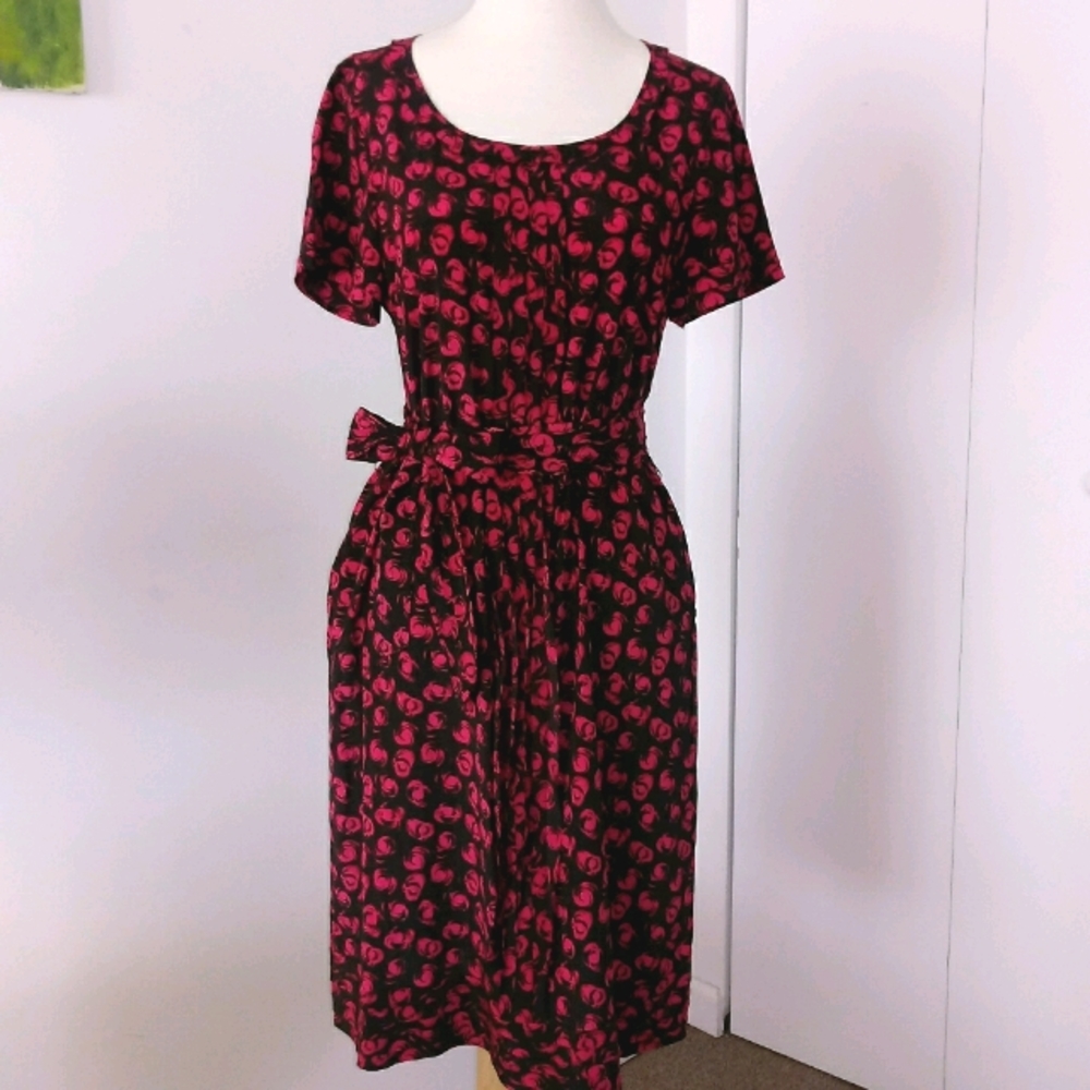 NWT DKNY silk floral dress with self belt